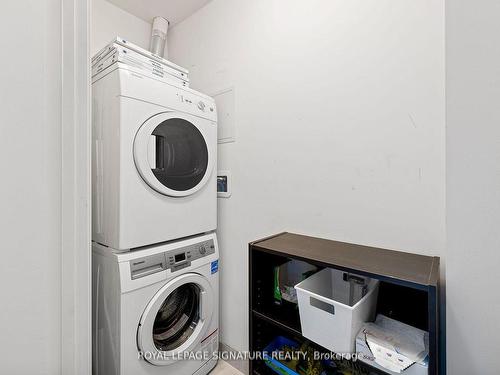 101-65 Yorkland Blvd, Brampton, ON - Indoor Photo Showing Laundry Room