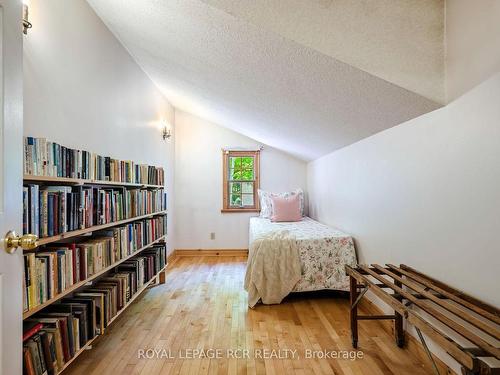 573042 Side Road 57A, Grey Highlands, ON - Indoor Photo Showing Bedroom