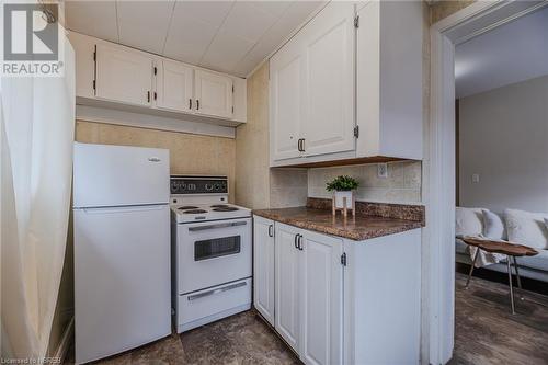 108 Second Avenue W, North Bay, ON - Indoor Photo Showing Kitchen