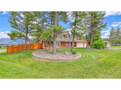 945 Westridge Way, Invermere, BC - Outdoor