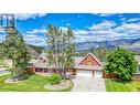 945 Westridge  Way, Invermere, BC  - Outdoor With Facade 