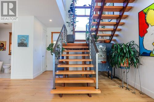 2490 Knob Road, Castlegar, BC - Indoor Photo Showing Other Room