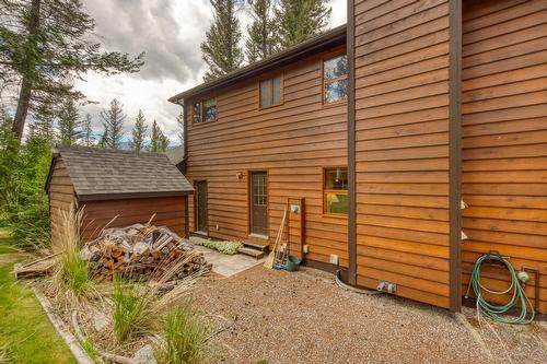 4889 Fairmont Creek Road, Fairmont Hot Springs, BC - Outdoor With Exterior
