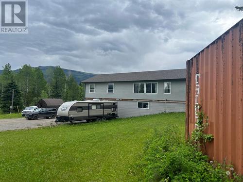 8468 Baher North Road, Sparwood, BC - Outdoor