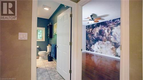 463004 24 Concession, Georgian Bluffs, ON - Indoor Photo Showing Bathroom