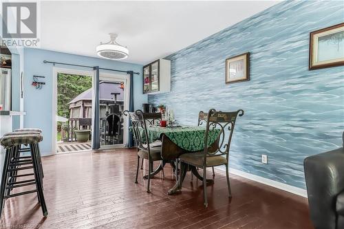 11 Innisfree Drive, Springwater, ON - Indoor Photo Showing Dining Room