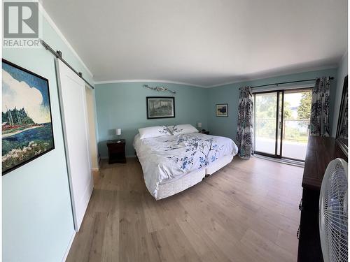 2117 Bradshaw Road, Quesnel, BC - Indoor Photo Showing Bedroom