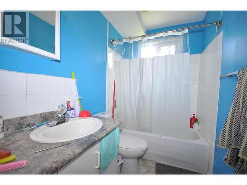 230 Litzenburgh Crescent, Williams Lake, BC - Indoor Photo Showing Bathroom