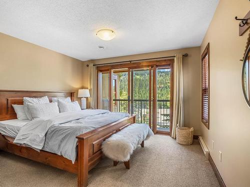 44-5035 Valley Drive, Sun Peaks, BC - Indoor Photo Showing Bedroom