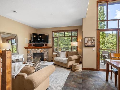44-5035 Valley Drive, Sun Peaks, BC - Indoor Photo Showing Living Room With Fireplace