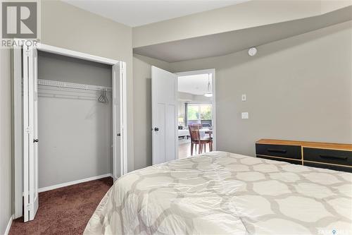 219 1220 Blackfoot Drive, Regina, SK - Indoor Photo Showing Bedroom