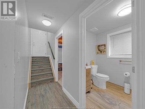 2378 Meighen Street, Windsor, ON - Indoor Photo Showing Bathroom