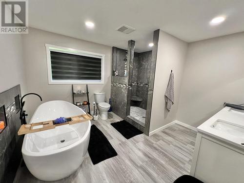 4055 Schemenaur Road, Quesnel, BC - Indoor Photo Showing Bathroom