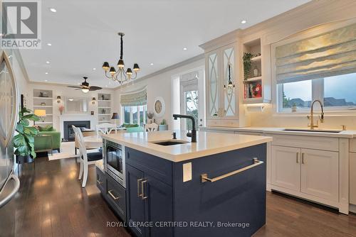 16 Personna Circle, Brampton, ON - Indoor Photo Showing Kitchen