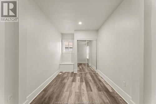 890 Howard Avenue, Windsor, ON - Indoor Photo Showing Other Room