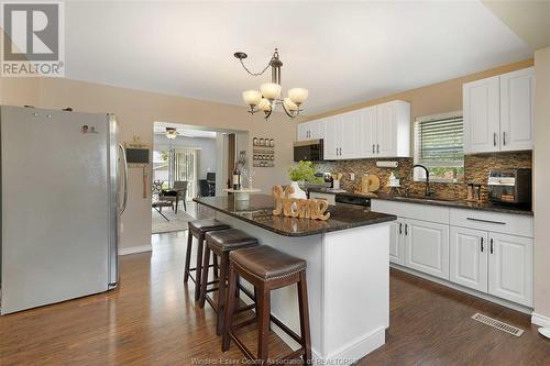 2784 Front Road, Lasalle, ON - Indoor Photo Showing Kitchen With Upgraded Kitchen