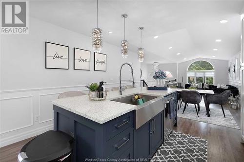 4596 Fontana Avenue, Windsor, ON - Indoor Photo Showing Kitchen With Upgraded Kitchen