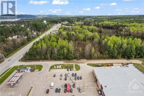 33235 Highway 17, Deep River, ON 