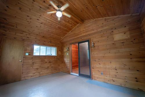 21 Spinnaker Lane, Gimli Rm, MB - Indoor Photo Showing Other Room