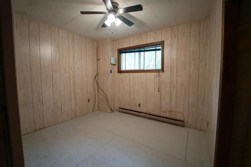 21 Spinnaker Lane, Gimli Rm, MB - Indoor Photo Showing Other Room