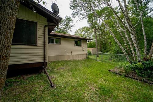 21 Spinnaker Lane, Gimli Rm, MB - Outdoor With Exterior