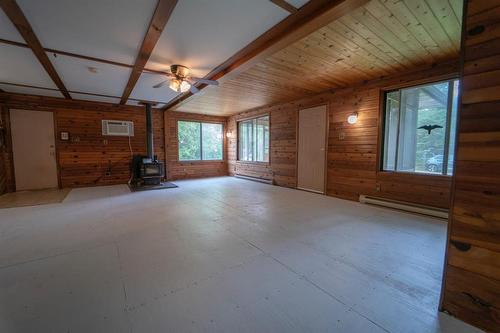 21 Spinnaker Lane, Gimli Rm, MB - Indoor Photo Showing Other Room