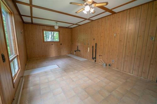 21 Spinnaker Lane, Gimli Rm, MB - Indoor Photo Showing Other Room