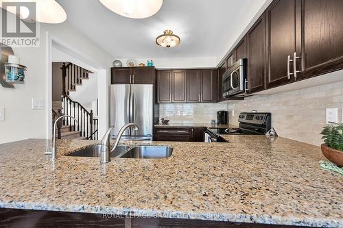 180 Thomas Avenue, Brantford, ON - Indoor Photo Showing Kitchen With Double Sink With Upgraded Kitchen