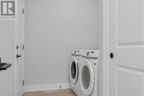742 Clarence Street, Port Colborne, ON - Indoor Photo Showing Laundry Room