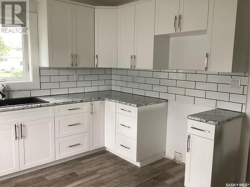 37 1St Avenue Sw, Norquay, SK - Indoor Photo Showing Kitchen