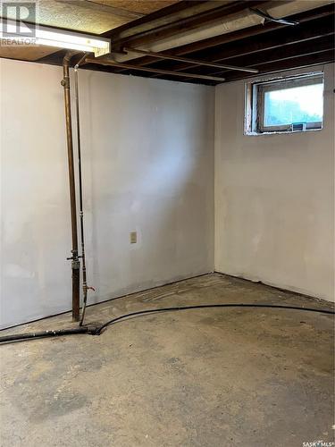 37 1St Avenue Sw, Norquay, SK - Indoor Photo Showing Basement