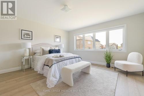 1350 Stevens Road, Innisfil, ON - Indoor Photo Showing Bedroom