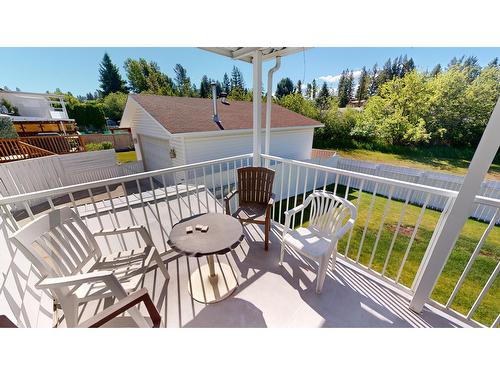 2209 5Th Street S, Cranbrook, BC - Outdoor With Exterior