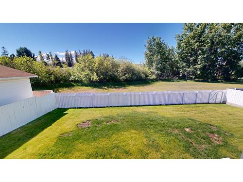 2209 5Th Street S, Cranbrook, BC - Outdoor With Backyard