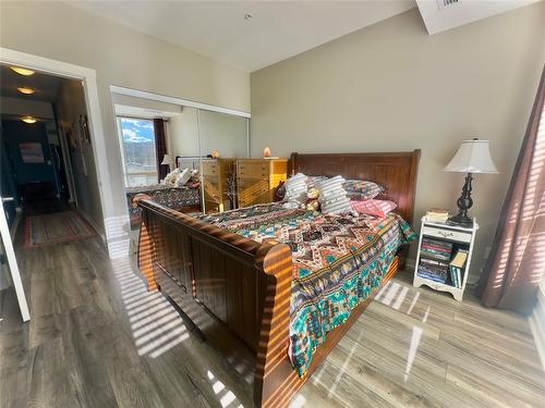 206-3550 Woodsdale Road, Lake Country, BC - Indoor Photo Showing Bedroom