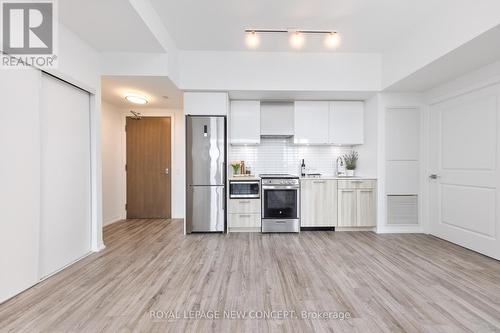 2613 - 251 Jarvis Street, Toronto, ON - Indoor Photo Showing Kitchen With Stainless Steel Kitchen