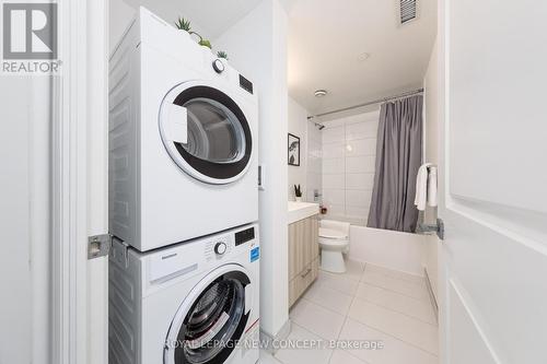2613 - 251 Jarvis Street, Toronto, ON - Indoor Photo Showing Laundry Room