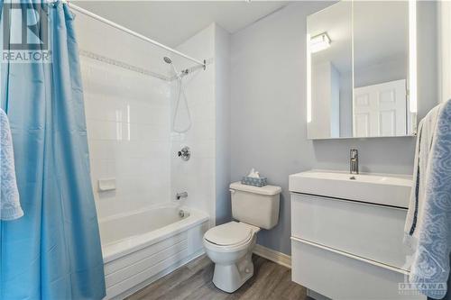 39 Kimberwick Crescent, Ottawa, ON - Indoor Photo Showing Bathroom