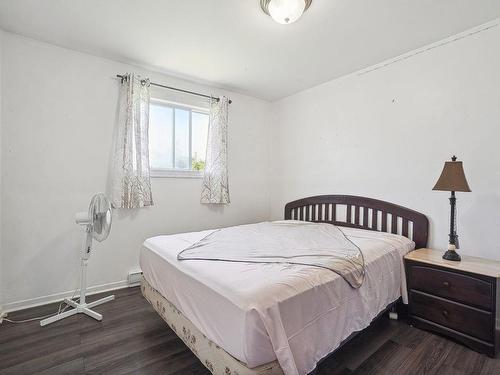 Bedroom - 5845 Rue De Parme, Laval (Auteuil), QC - Indoor Photo Showing Bedroom