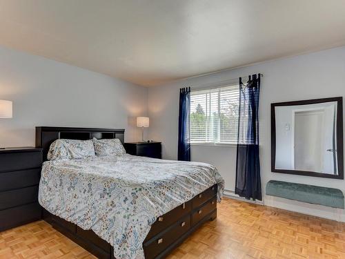 Master bedroom - 185 Boul. Des Champs-Fleuris, La Prairie, QC - Indoor Photo Showing Bedroom