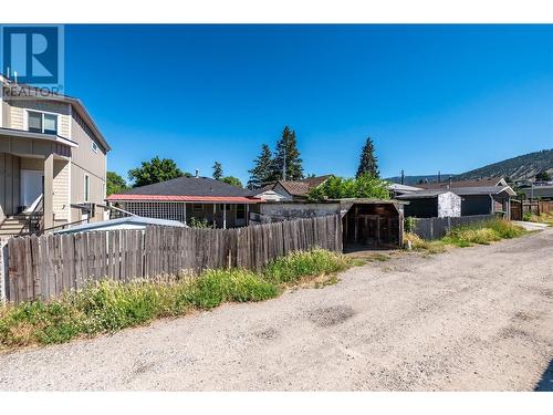 524 Gahan Avenue, Penticton, BC - Outdoor