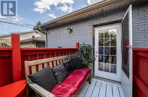 3588 King Street, Windsor, ON - Outdoor With Exterior