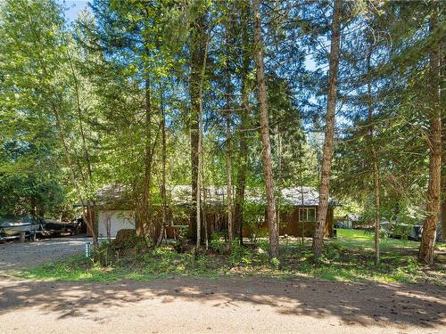 124 Baynes Dr, Fanny Bay, BC 