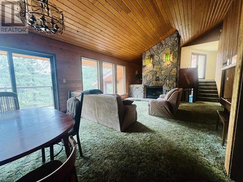 1146 Tower Crescent, Williams Lake, BC - Indoor Photo Showing Dining Room With Fireplace