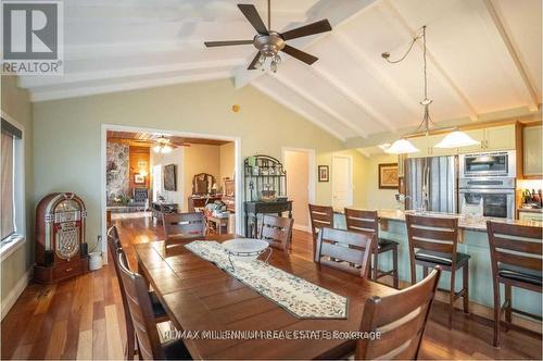 8078 Highway 9, New Tecumseth (Tottenham), ON - Indoor Photo Showing Dining Room