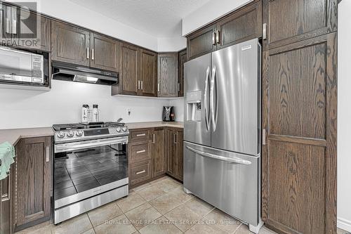 573 Forman Avenue, Stratford, ON - Indoor Photo Showing Kitchen