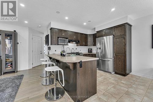 573 Forman Avenue, Stratford, ON - Indoor Photo Showing Kitchen