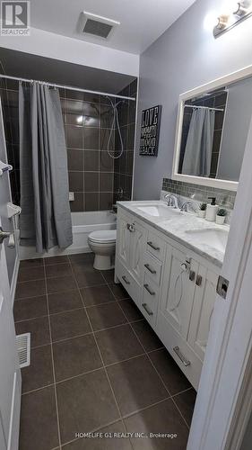 22 Beachville Circle, Brampton, ON - Indoor Photo Showing Bathroom