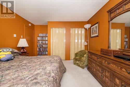 9 Laurentian Street, Deep River, ON - Indoor Photo Showing Bedroom