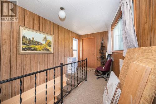 9 Laurentian Street, Deep River, ON - Indoor Photo Showing Other Room